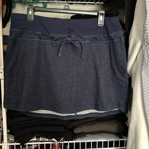 Jockey blue skirt with pockets.